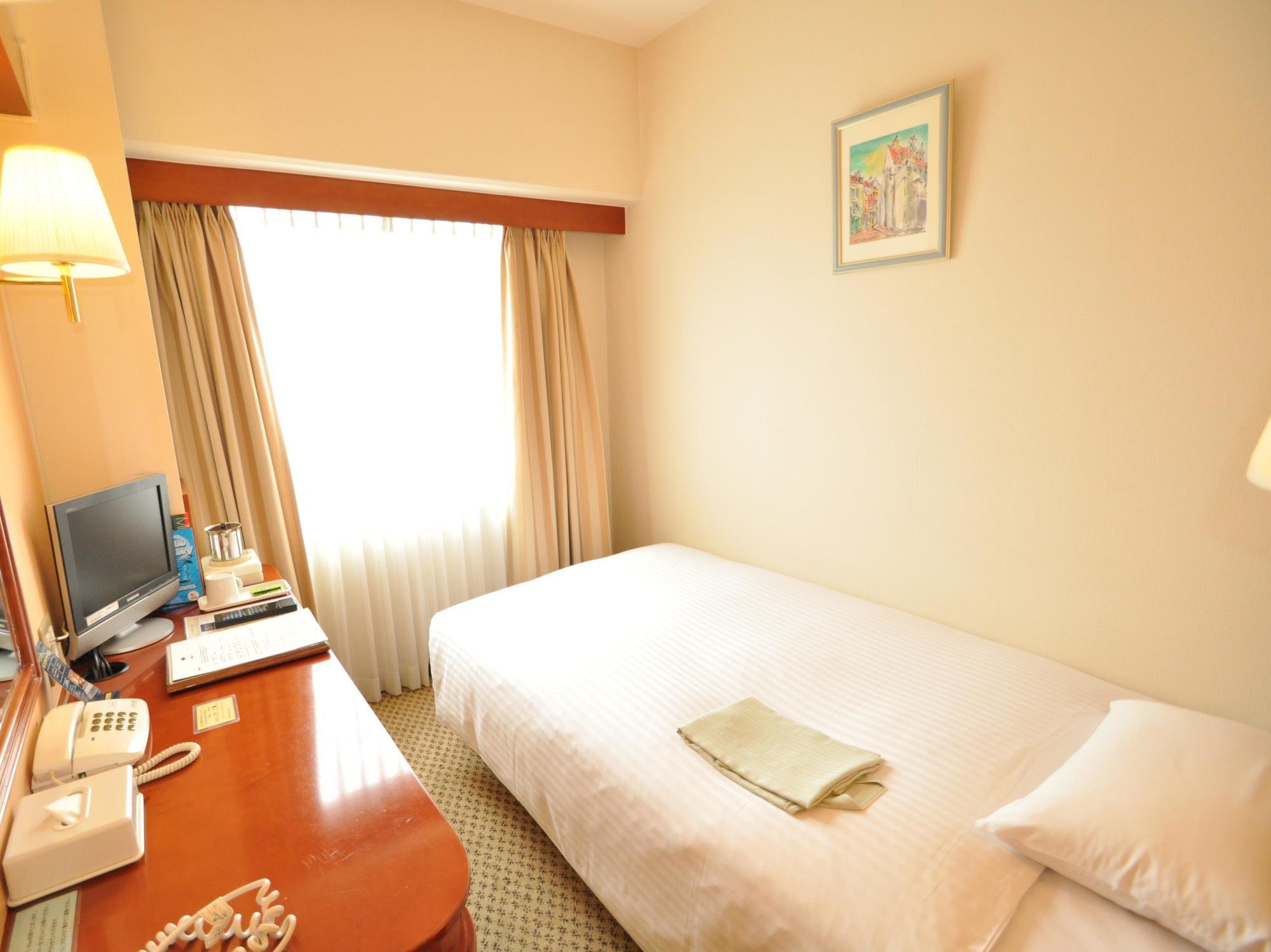 Toko City Hotel Umeda Осака Экстерьер фото